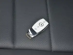 2022款改款 gle 350 4matic 轿跑suv 时尚型 车钥匙