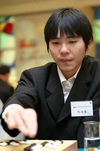 图文bc卡杯本赛及开幕式现场李世石认真对弈