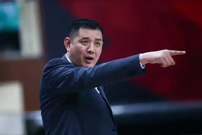 4消息!李春江回归,辽宁灾难性赛程,巩晓彬痊愈,北京夸张防守