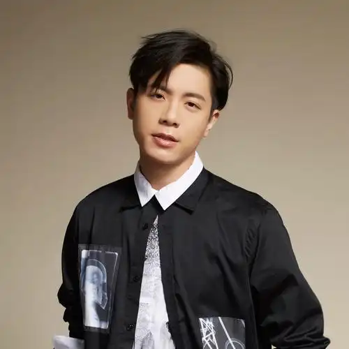 韦礼安爱如空气