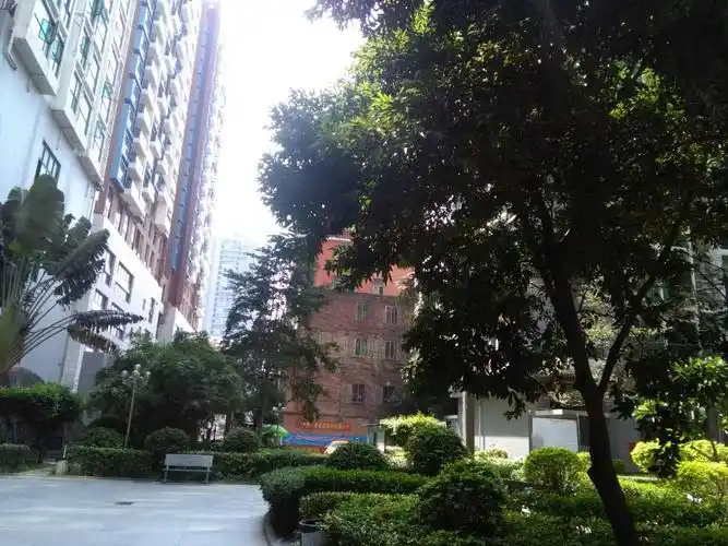 地铁口精装2房朝南无税 大型社区配套成熟居家首选 怡乐花园