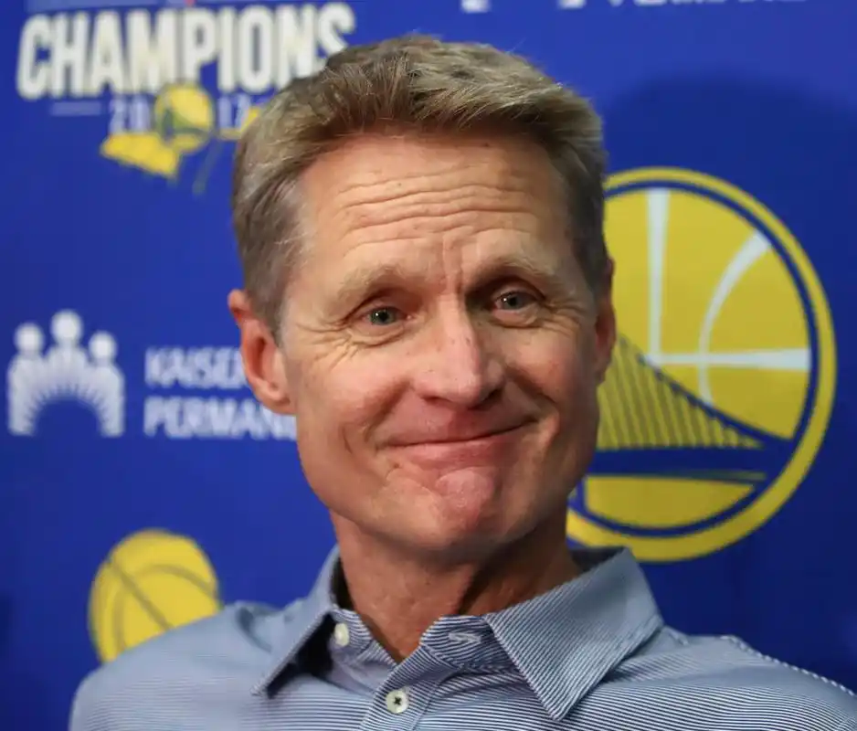 科尔:为利物浦夺冠高兴 这对同样休息了很久的我们是种启示 - 球迷屋