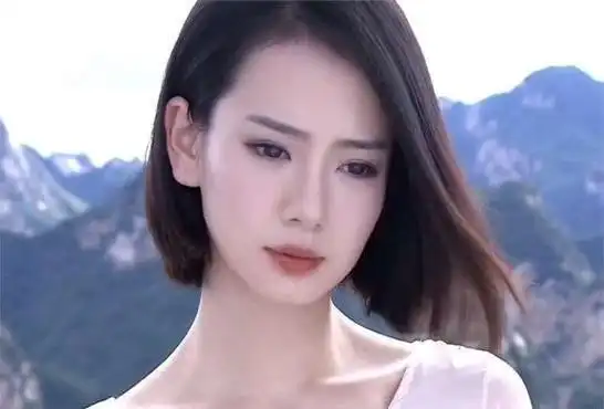 戚薇:自爆"暗箱操作",7天7夜500万,不同意就删光她所有戏份