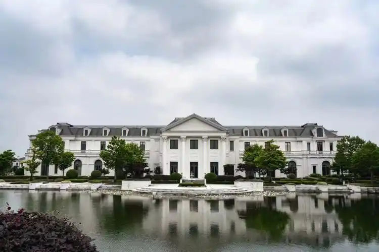 亚洲十大豪宅之一【绿城玫瑰园】95