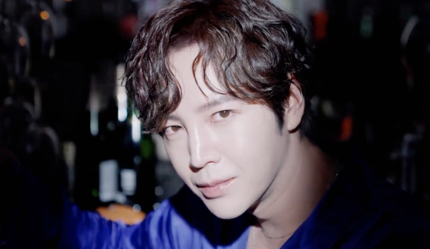 张根硕重回颜值巅峰新歌mv预告曝光面部瘦削体态轻盈