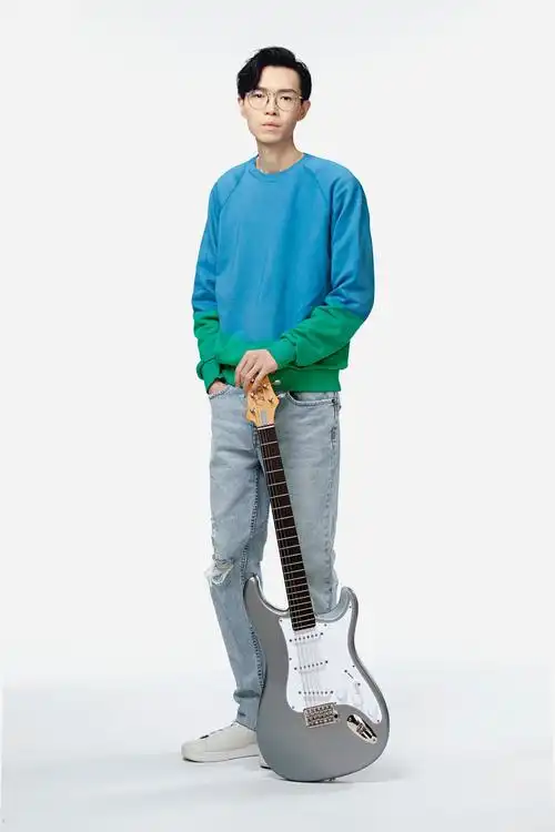 方大同全新单曲《favorite stuff》今日正式上线_手机搜狐网