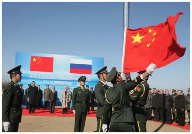 苏联解体之后,帕米尔高原有辗转落到了塔吉克斯坦的手里.