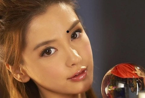 这些痣其实有害健康