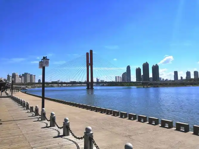 吉林江城秀美松花江