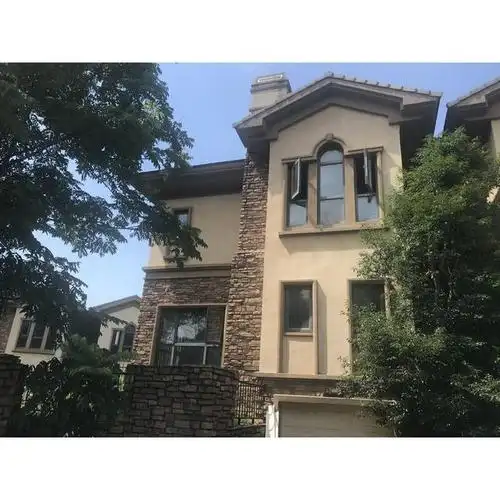 南昌法拍房丨湾里保利半山国际257㎡带租约别墅270万成交