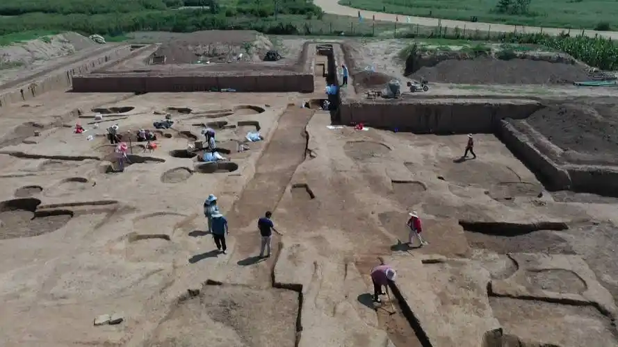 姚红亮摄河南偃师二里头遗址考古新进展河南偃师二里头遗址.