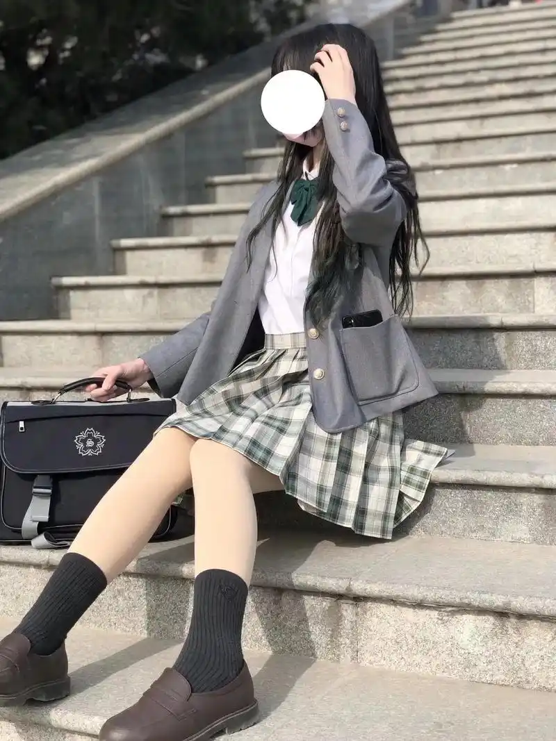 100张jk一次性看得够!揪一个小粉丝穿裙子!你是从哪张图认 - 抖音