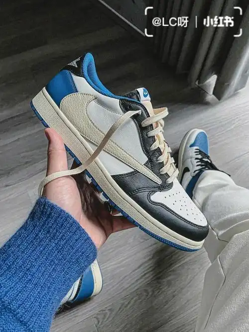 球鞋欣赏低帮倒钩