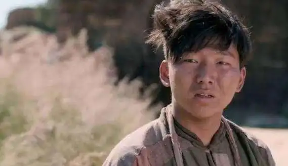 以《驴得水》为例,从三个层次剖析影片中塑造的铜匠的人物形象