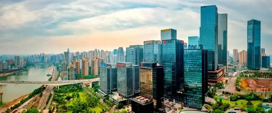 重庆加速建设西部金融中心,迎来重大机遇与发展挑战
