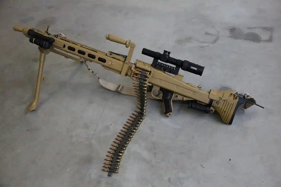 制造原型是第二次世界大战期间纳粹德国的mg42式通用机枪,后改为北约