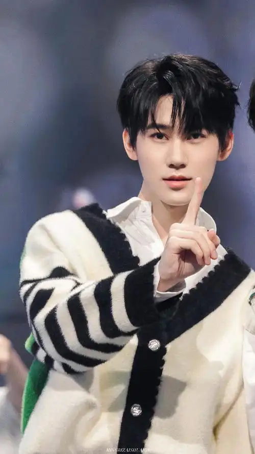 张真源 夏日少年派