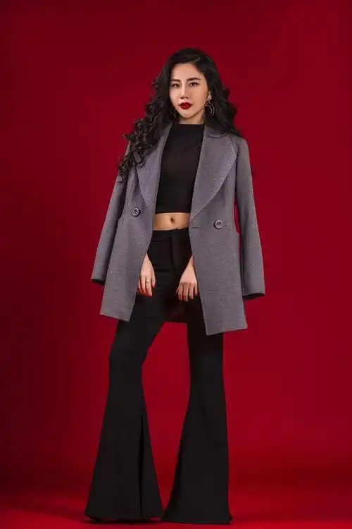 黄迎迎(中国女歌手)_尚可名片