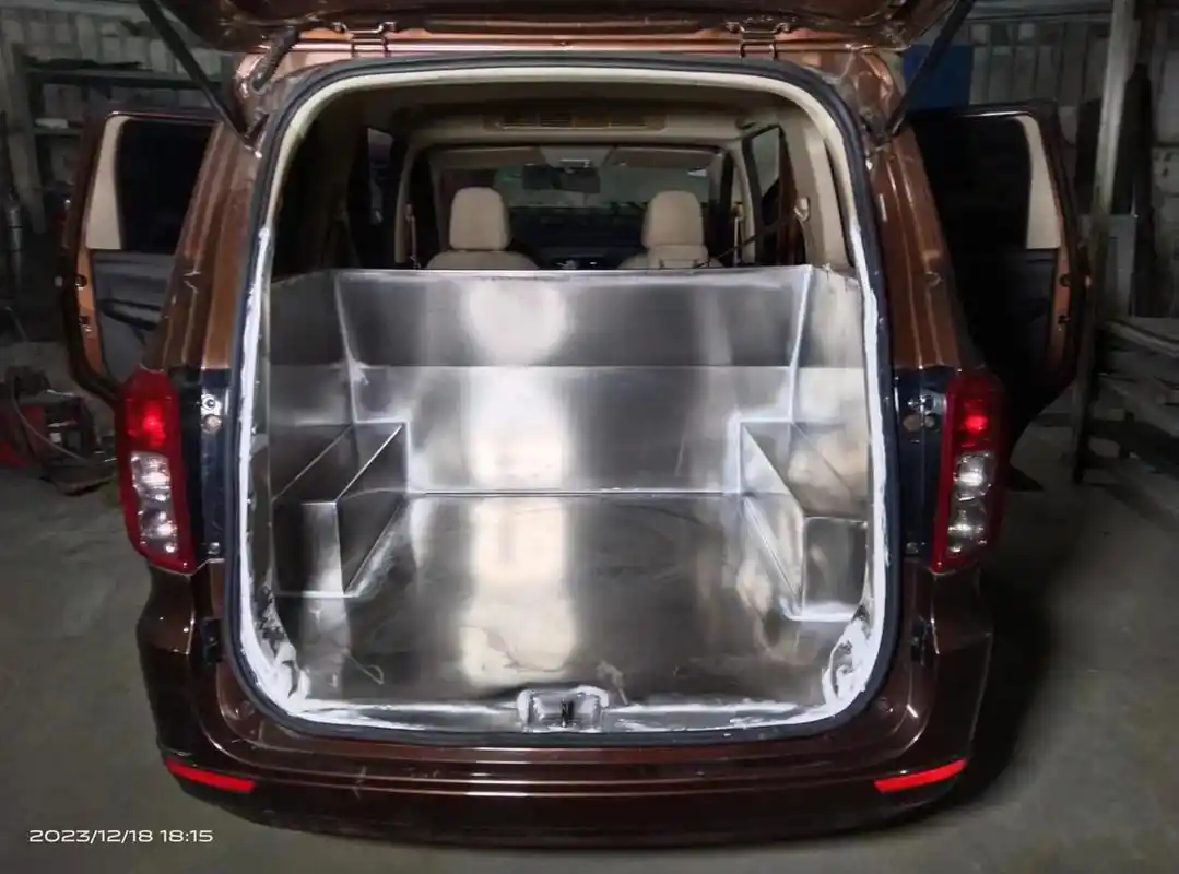 车厢,面包车,冷藏箱,加装不锈钢板