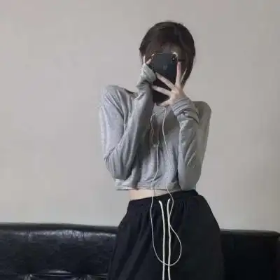 精选手机挡脸女头/你与星光同样浪漫_女生头像_我要个性网