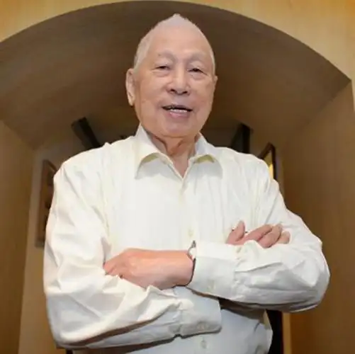 地头虫不敌过江龙 新加坡首富宝座易主!