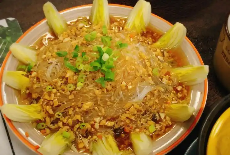 教你做蒜蓉粉丝娃娃菜,看着就有食欲,让你尝一口就停不下来的菜