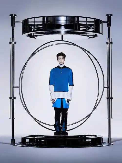 李秀满又开始搞手办啦