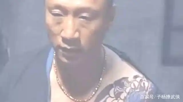 孙红雷落地请开手机纹身剧照