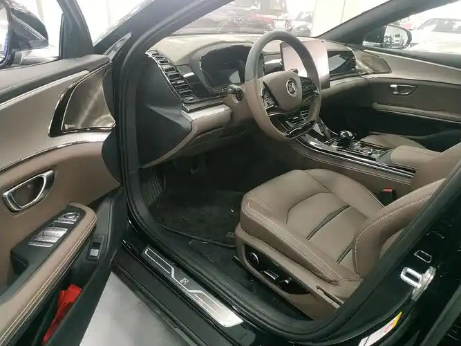 比亚迪汉ev2020款自动超长续航版豪华型纯电动