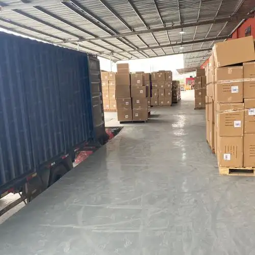 外贸出口装柜仓储,集装箱拼柜,一件代收物流快递,灵活租用