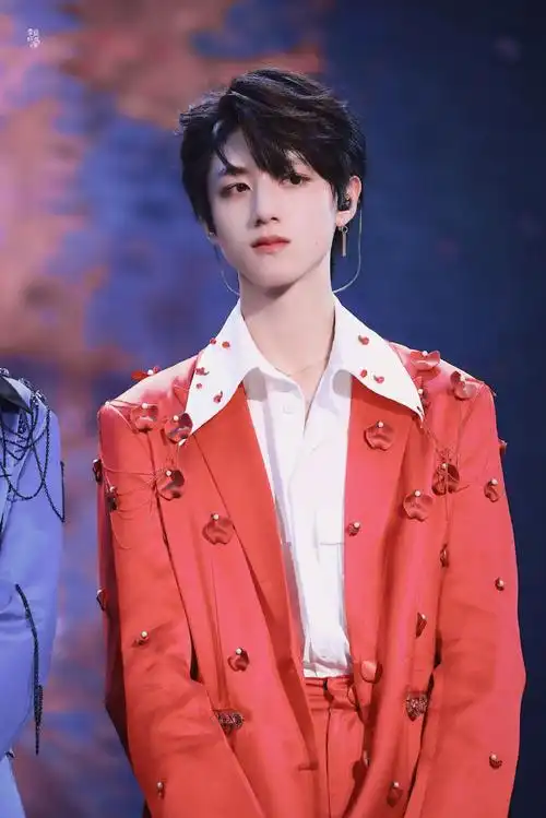 朱志鑫少年on fire《特务j》