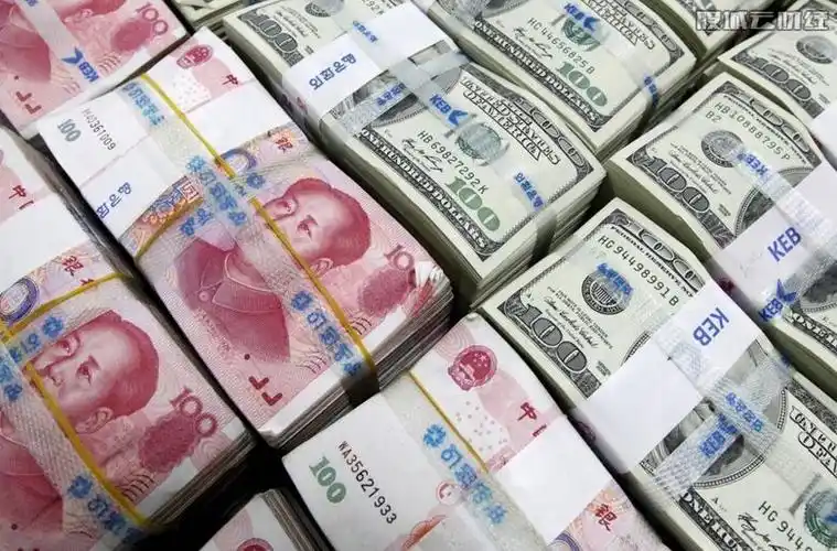 美联储加息提振美指 人民币对美元汇率暴跌