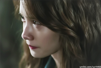 林允儿女神哭泣瞪眼gif动图_动态图_表情包下载_soogif