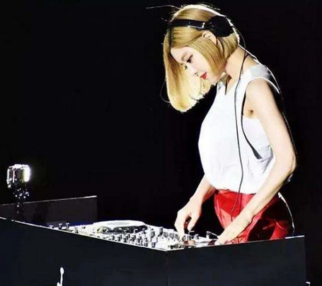 韩国dj打碟美女djsoda