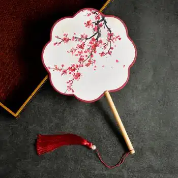 古典团扇汉服旗袍走秀舞蹈古风女长柄流苏宫廷宫扇古装圆扇 古韵红梅