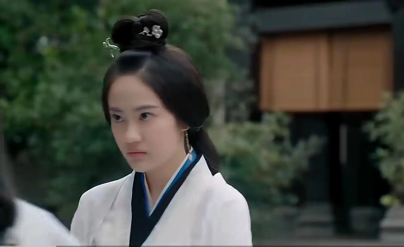 时隔4个月让人另眼相看,汤梦佳才是卿卿日常中"演技炸裂"之人