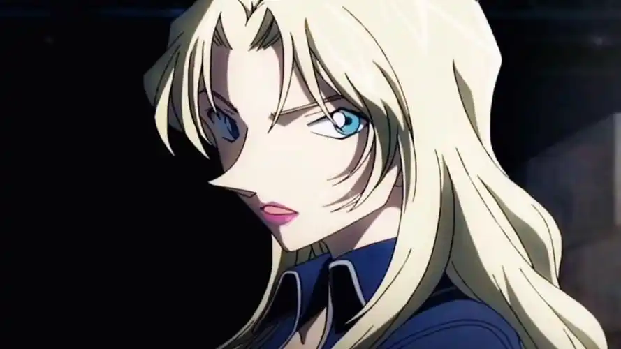 不愧是柯南的干妈,又美又拽#名侦探柯南#贝尔摩德#二次元原创