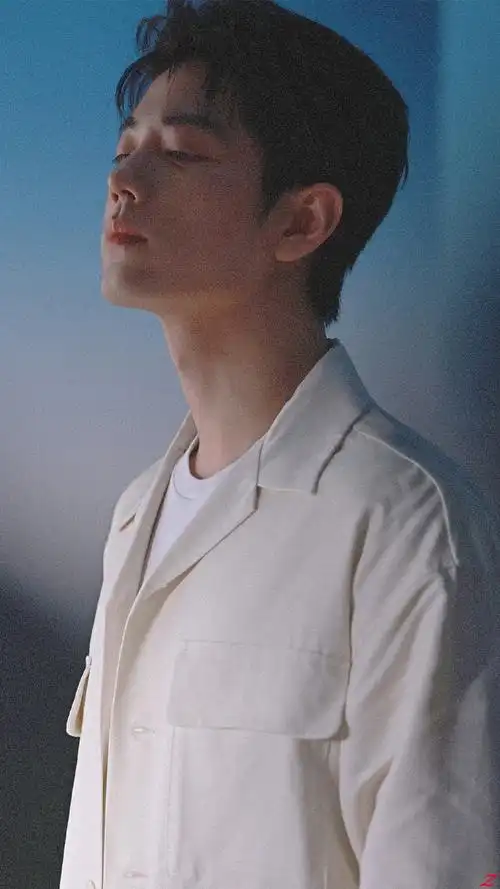 日常见肖战##肖战短发库存