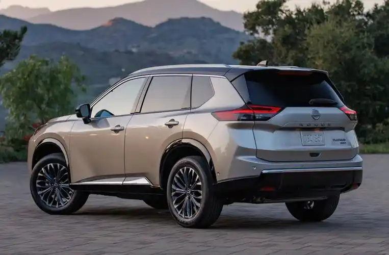 这颜值更高级新款日产奇骏海外发布超混电驱是真香