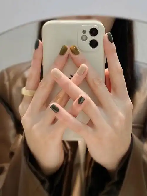 女生好看的指甲款式图片