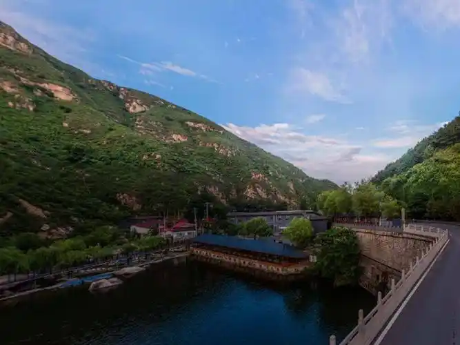 怀柔青龙峡(怀柔青龙峡图片)