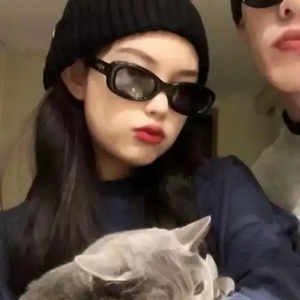 潮流情侣头像两张一对