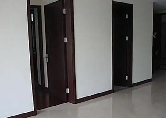 铺地毯用什么找平