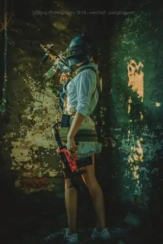 美女cos绝地求生校园短裙装,网友:求小姐姐带我吃鸡!