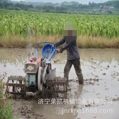 农用手扶打田机水田四驱柴油手扶拖拉机稻田旋耕耕种微耕机价格
