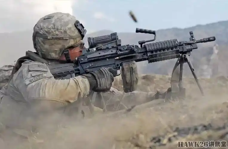 英军更喜欢使用米尼米这类的小口径通用机枪.