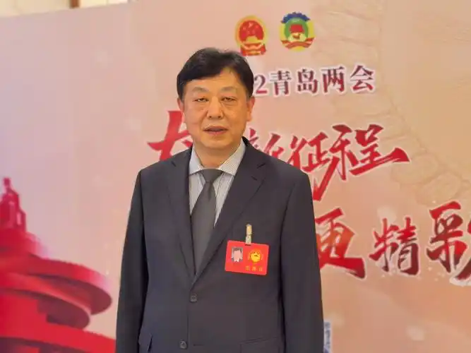 青岛市政协委员,平度市委常委,市委统战部部长,市政府副市长,党组成员