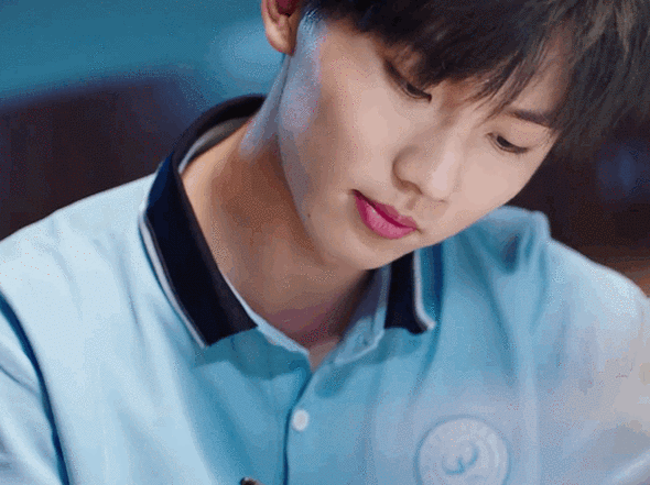 马嘉祺郑州47中宣传片