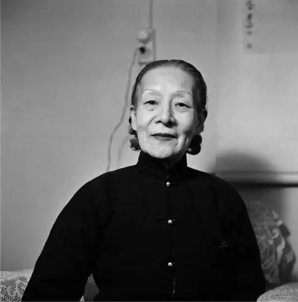 前清慈禧太后御前女官,中国近现代第一个女舞蹈家裕容龄.