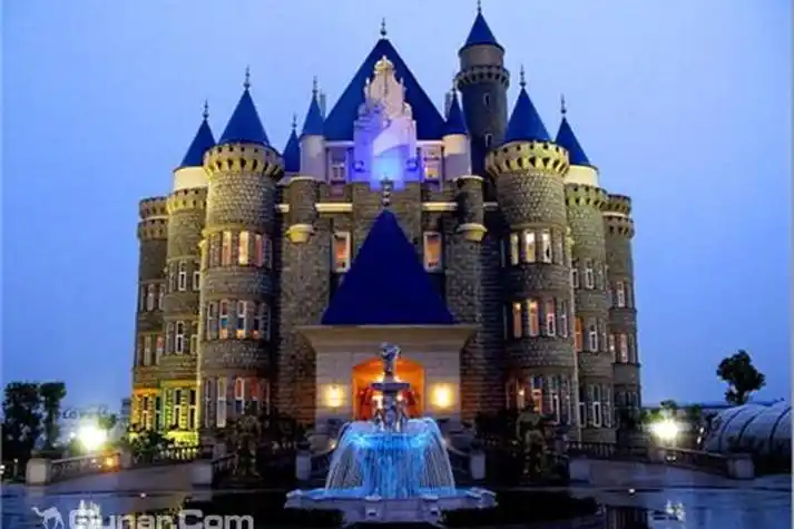 烟台西夫拉姆酒堡旅游